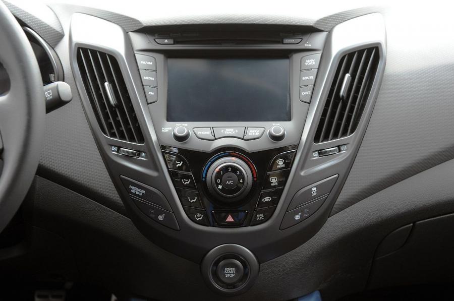  Hyundai Veloster Turbo 2012 года  (фото 175 из 244)
